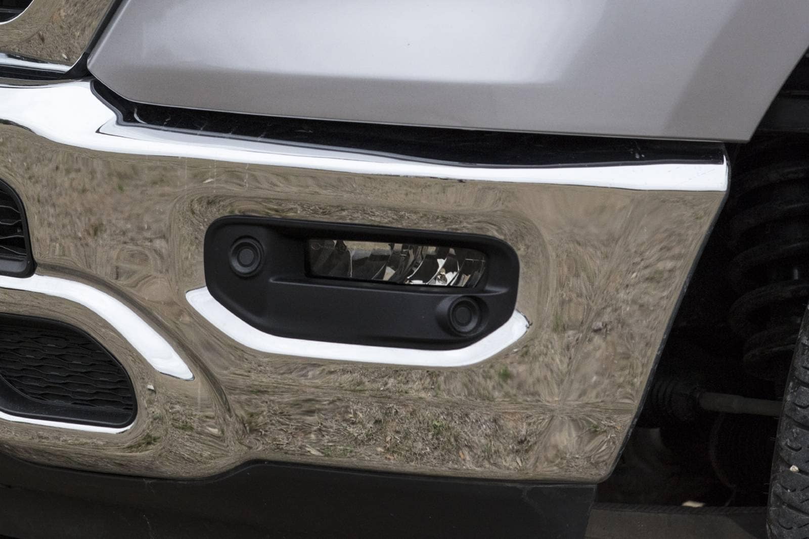 2022 Ram 1500 exterior FOG
