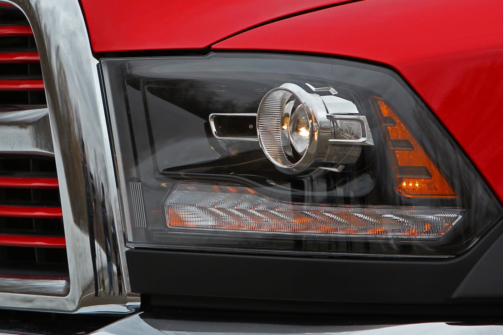 2014 Ram 2500 front safety EDETAIL