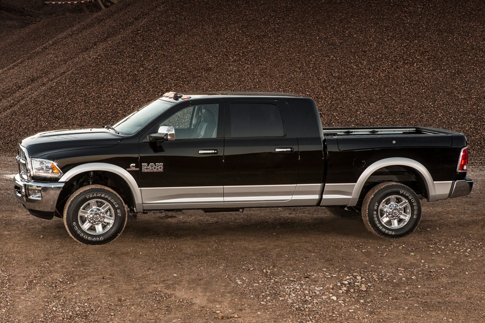 2015 Ram 2500 exterior FQ