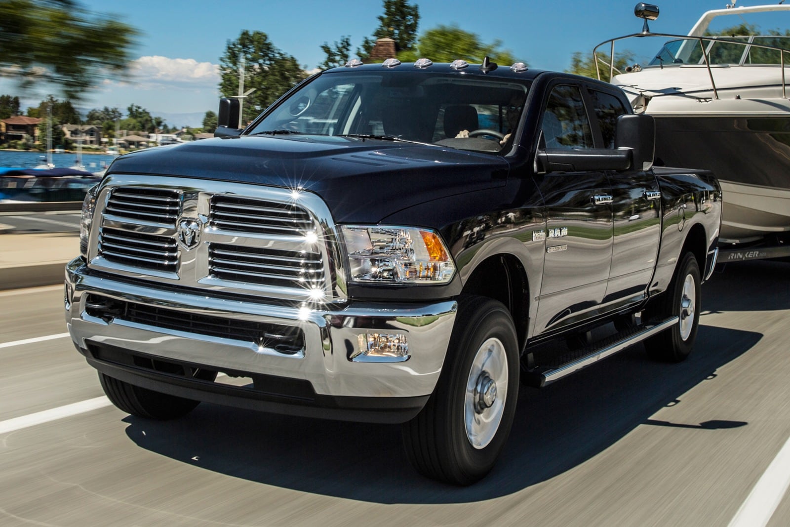2016 Ram 2500 exterior FQ