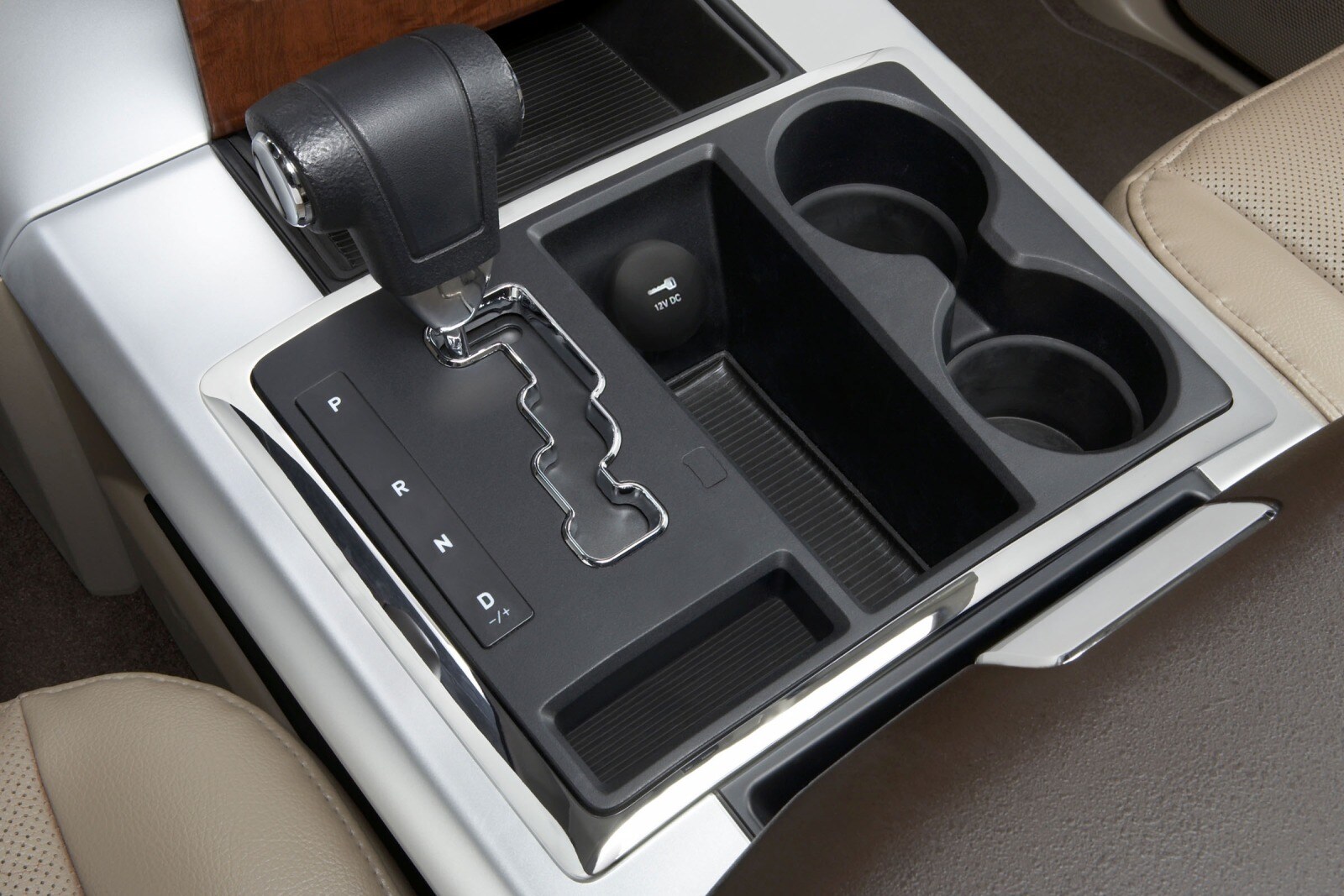 2012 Ram 3500 interior SHF