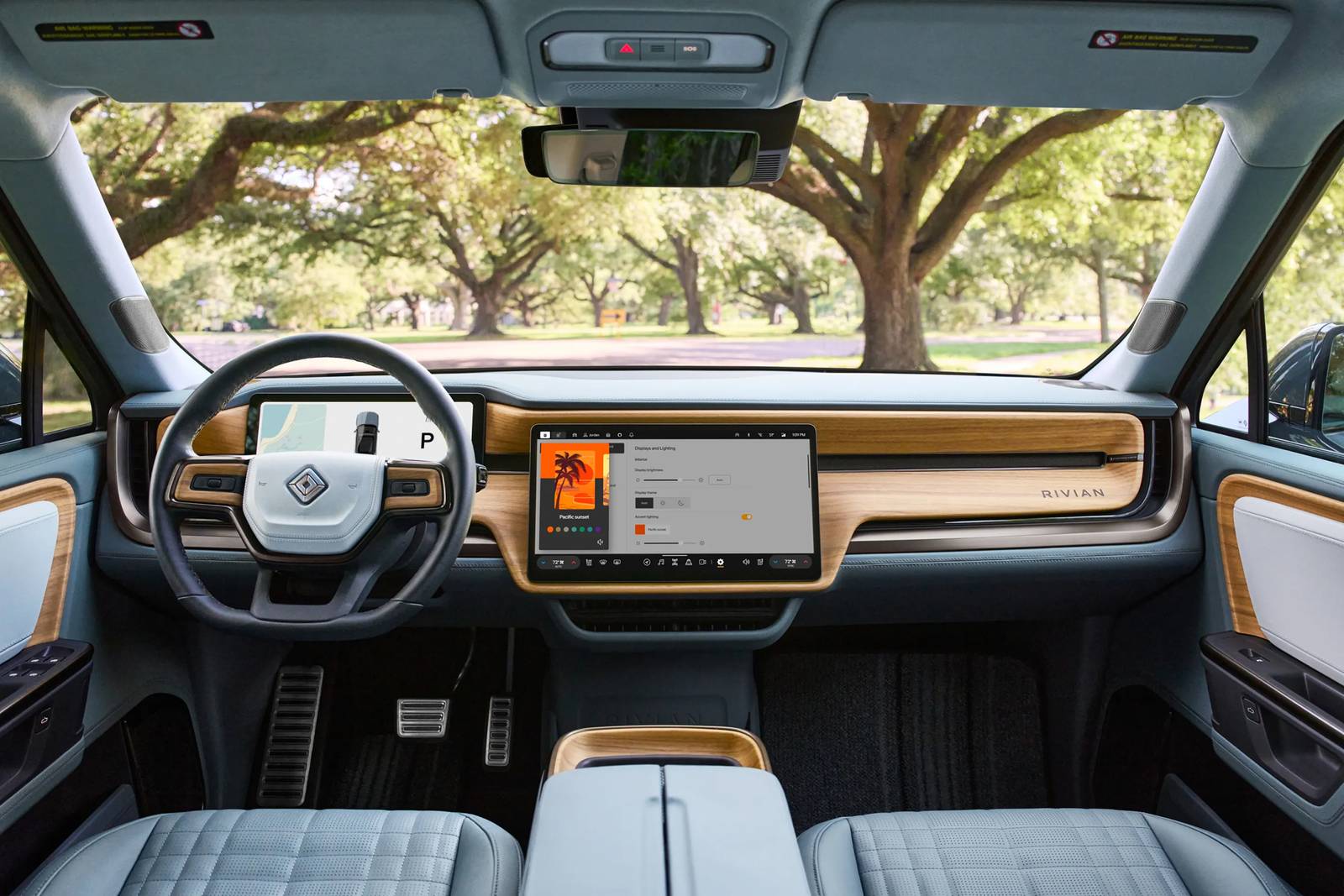 2025 Rivian R1S interior D