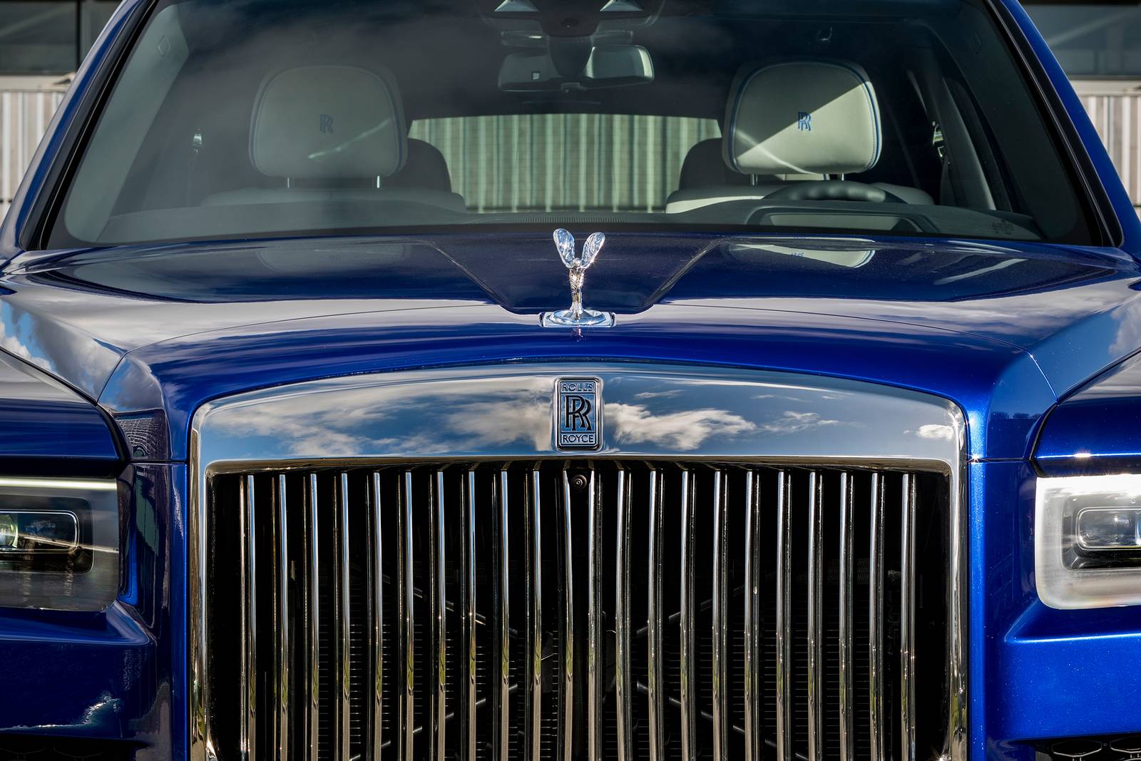 2019 Rolls-Royce Cullinan exterior FBDG