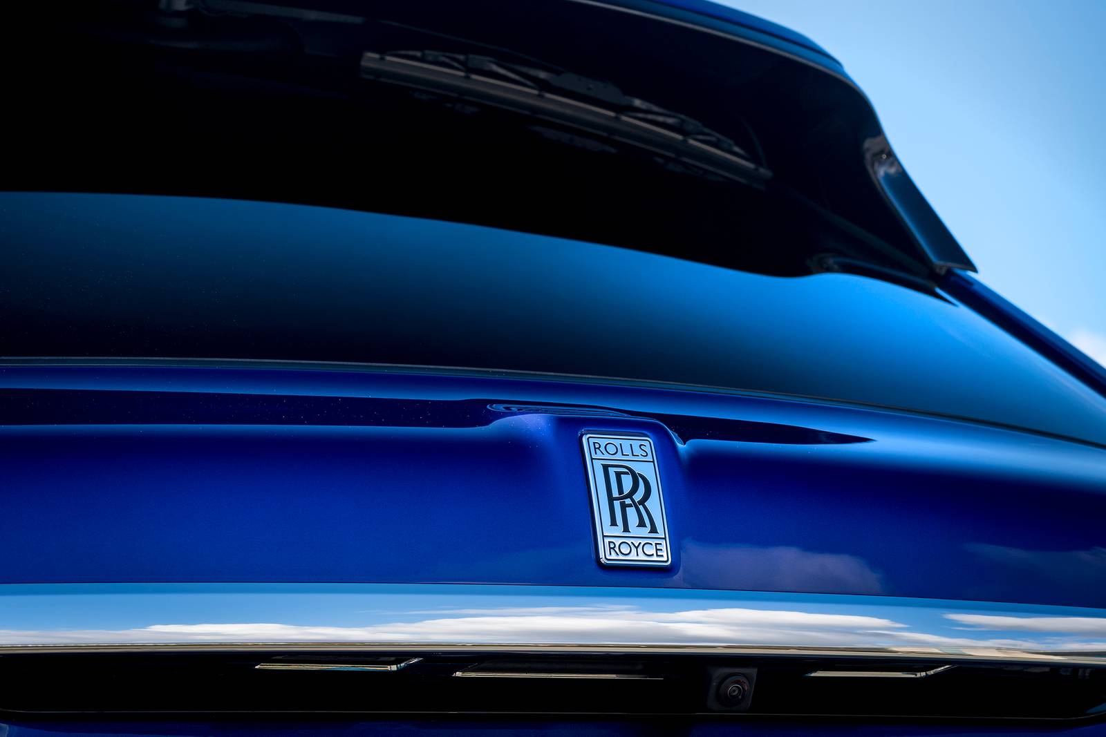 2020 Rolls-Royce Cullinan exterior RBDG