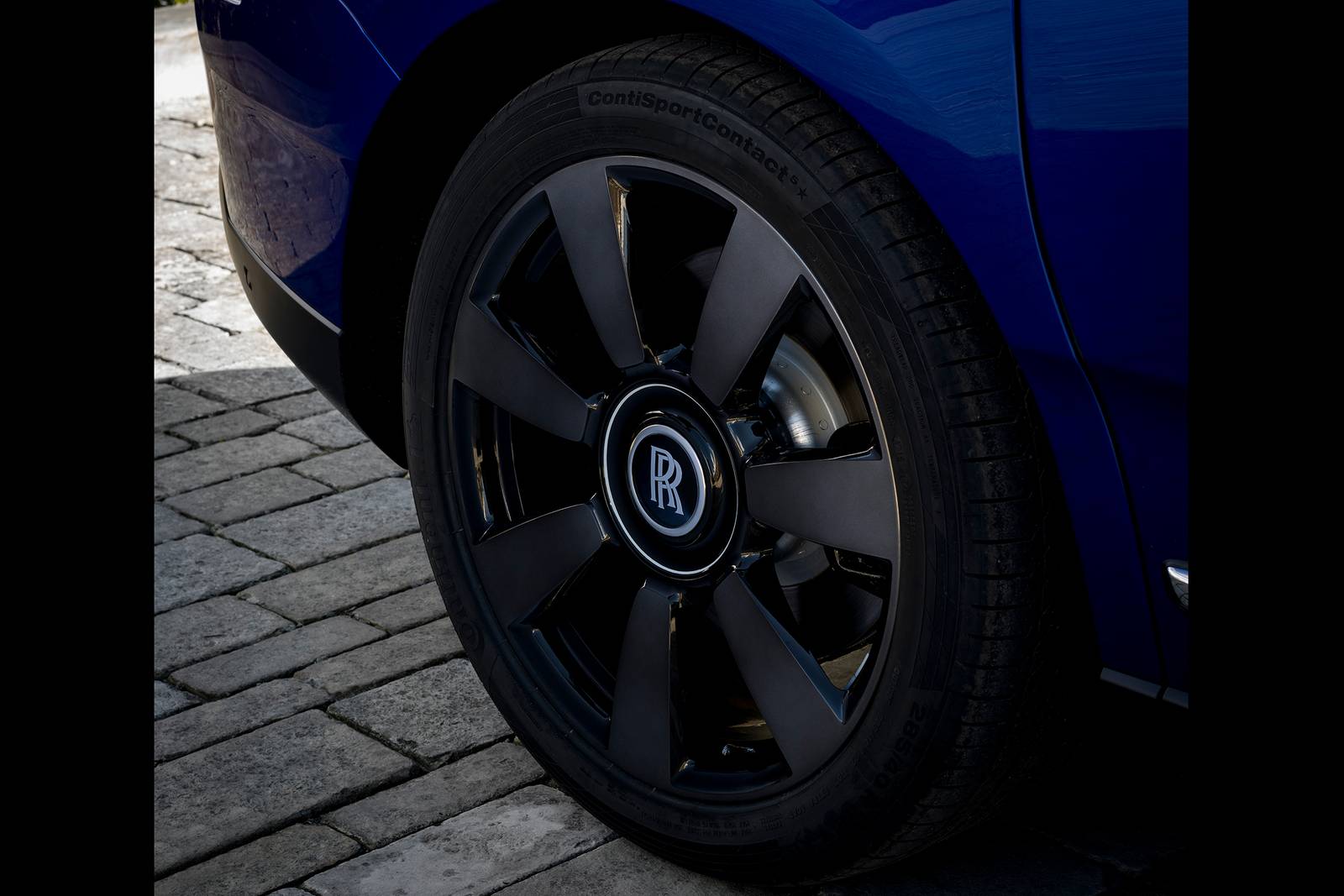 2020 Rolls-Royce Cullinan exterior W