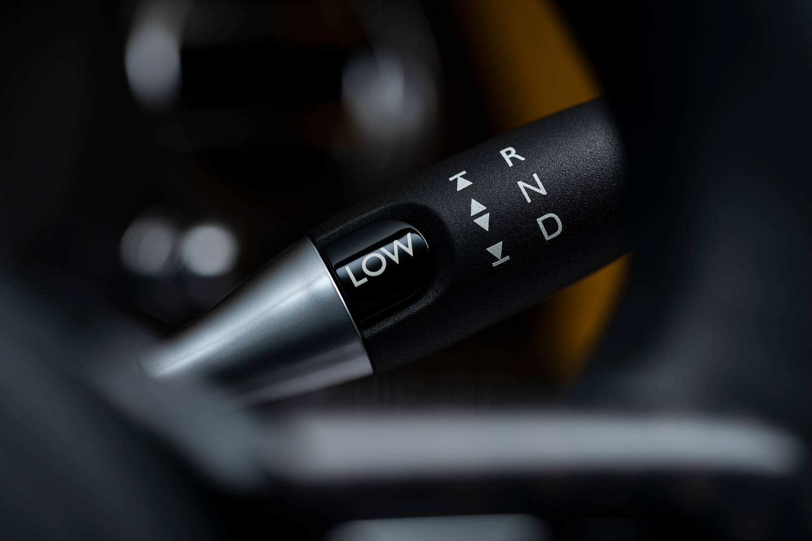 2020 Rolls-Royce Cullinan interior SHF