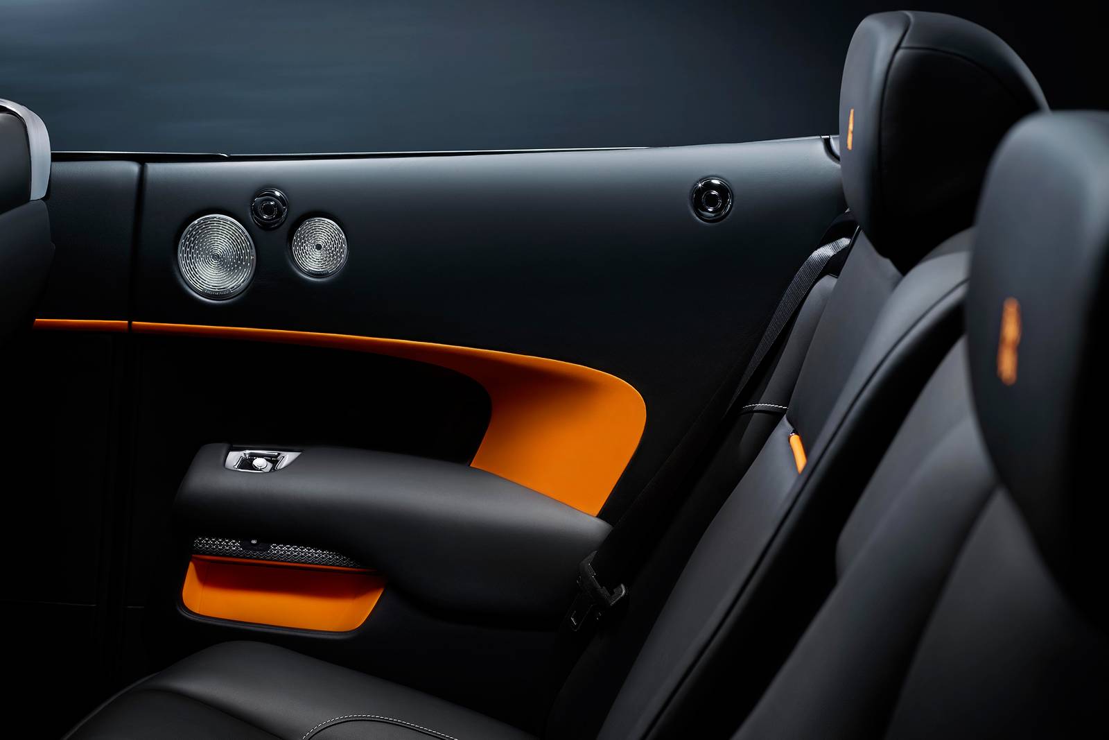 2018 Rolls-Royce Dawn interior DETAIL