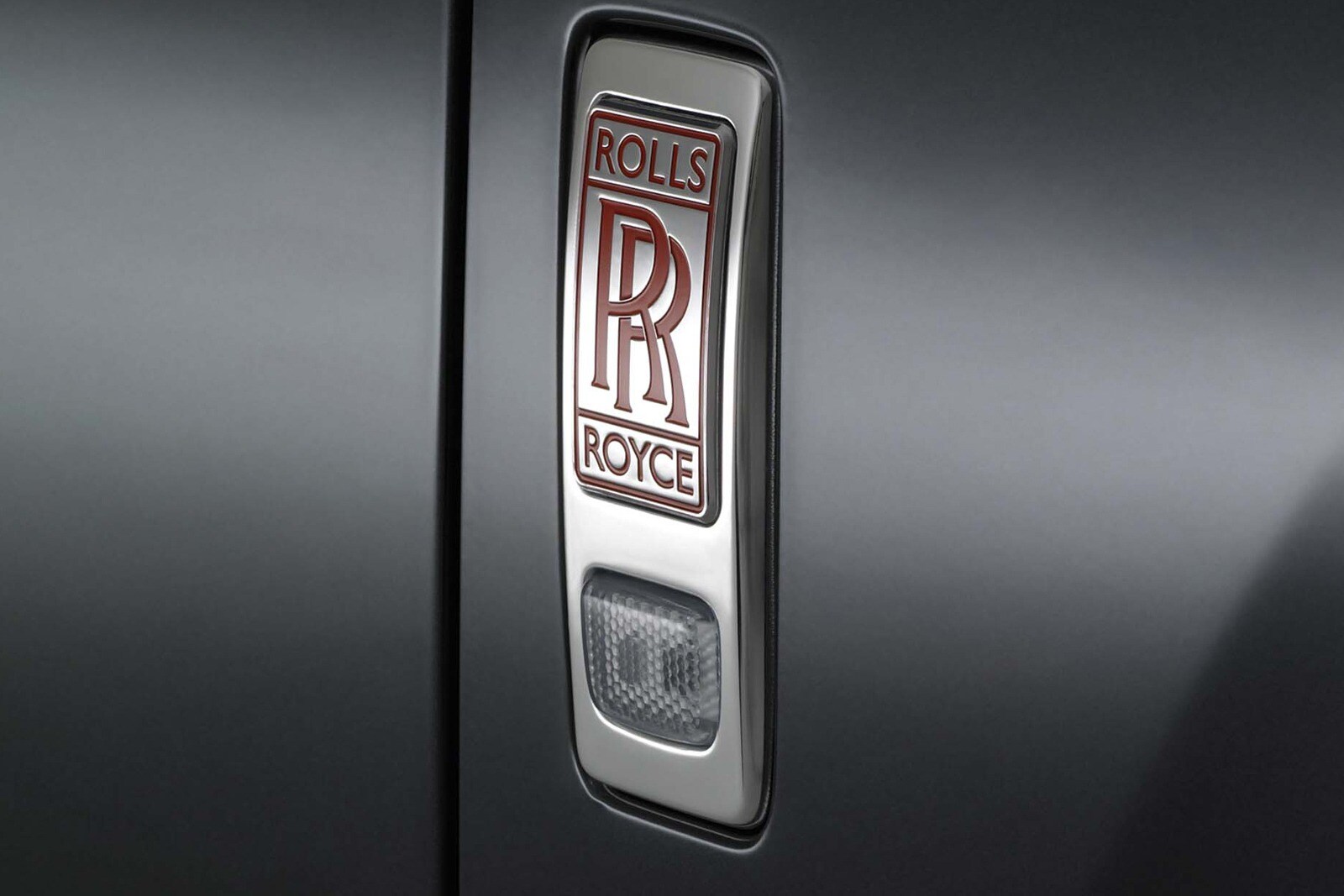 2010 Rolls-Royce Ghost exterior EDETAIL