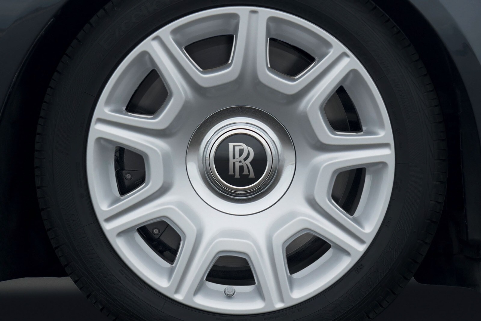 2012 Rolls-Royce Ghost — OEM photo 4
