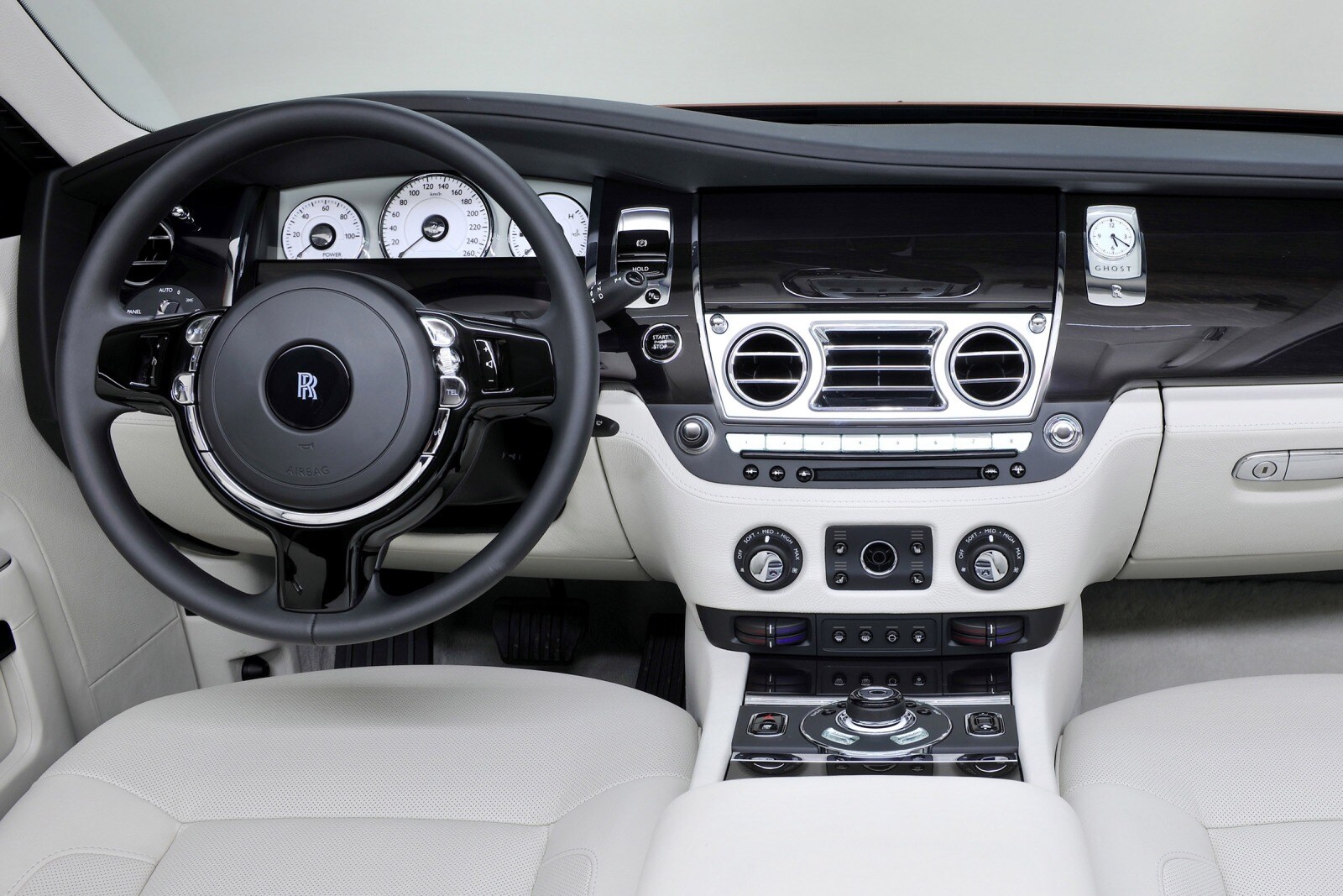 2014 Rolls-Royce Ghost interior D