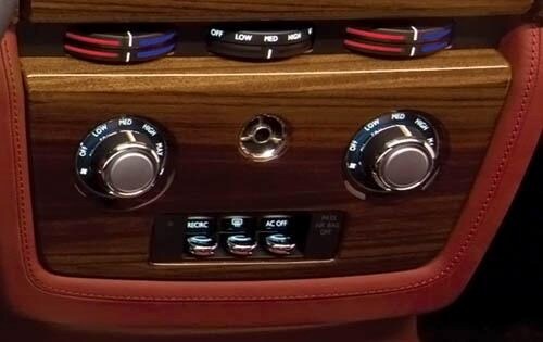 2010 Rolls-Royce Phantom interior CC