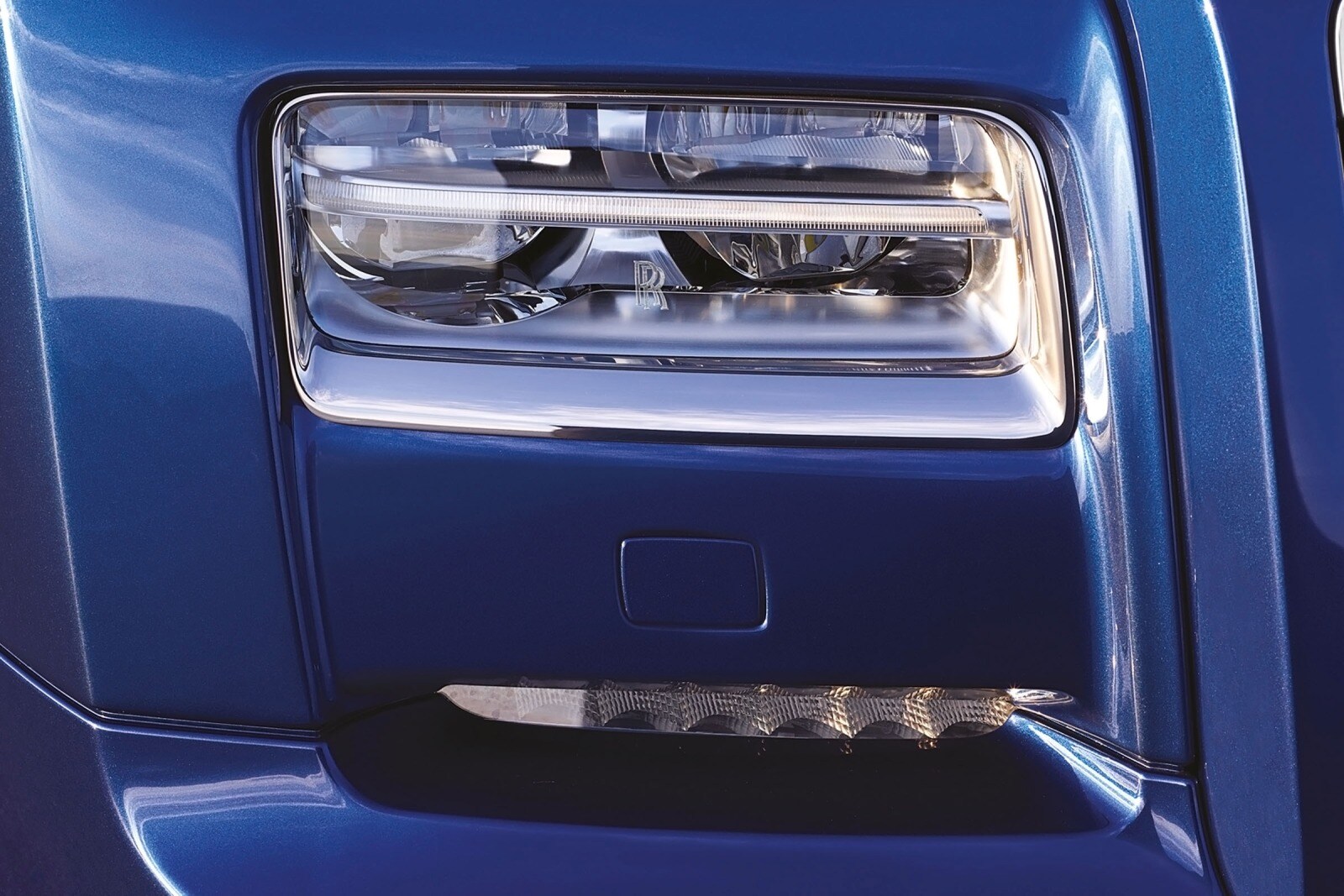 2012 Rolls-Royce Phantom exterior EDETAIL