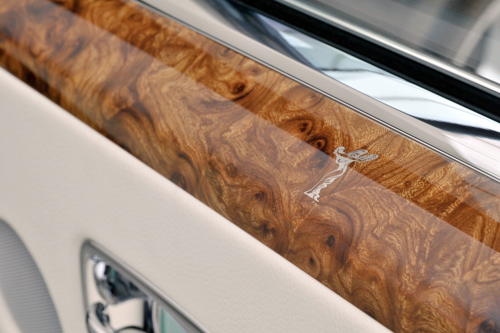 2016 Rolls-Royce Phantom interior DETAIL