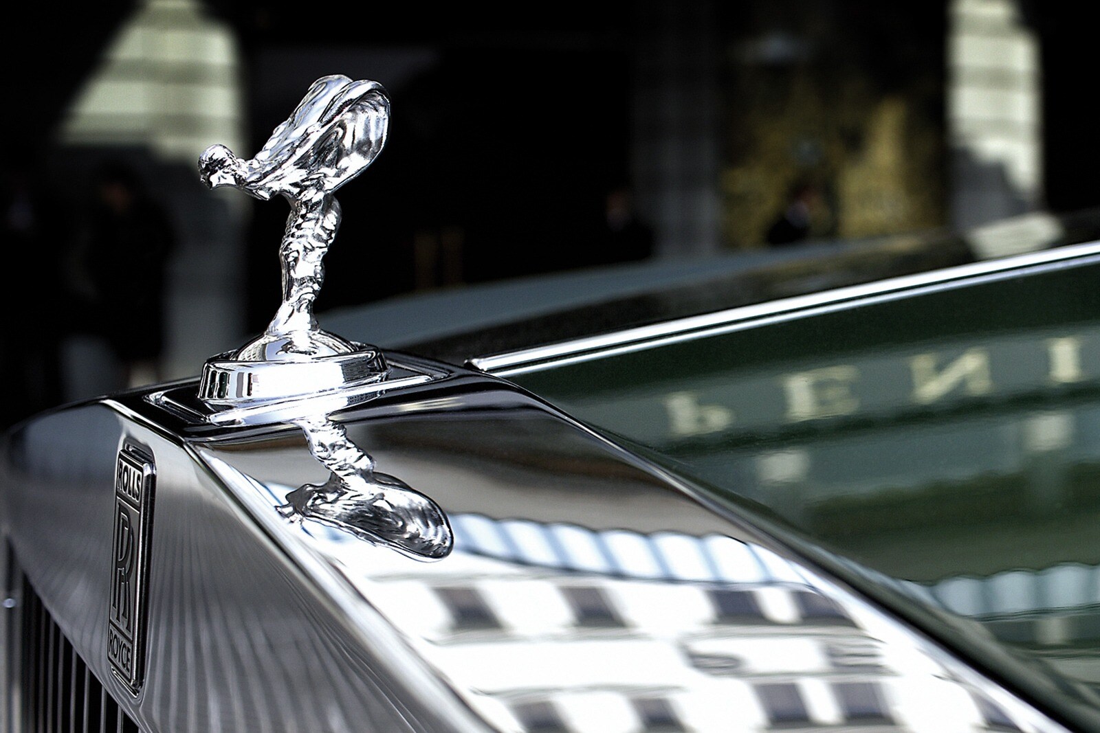 2007 Rolls-Royce Phantom exterior FBDG