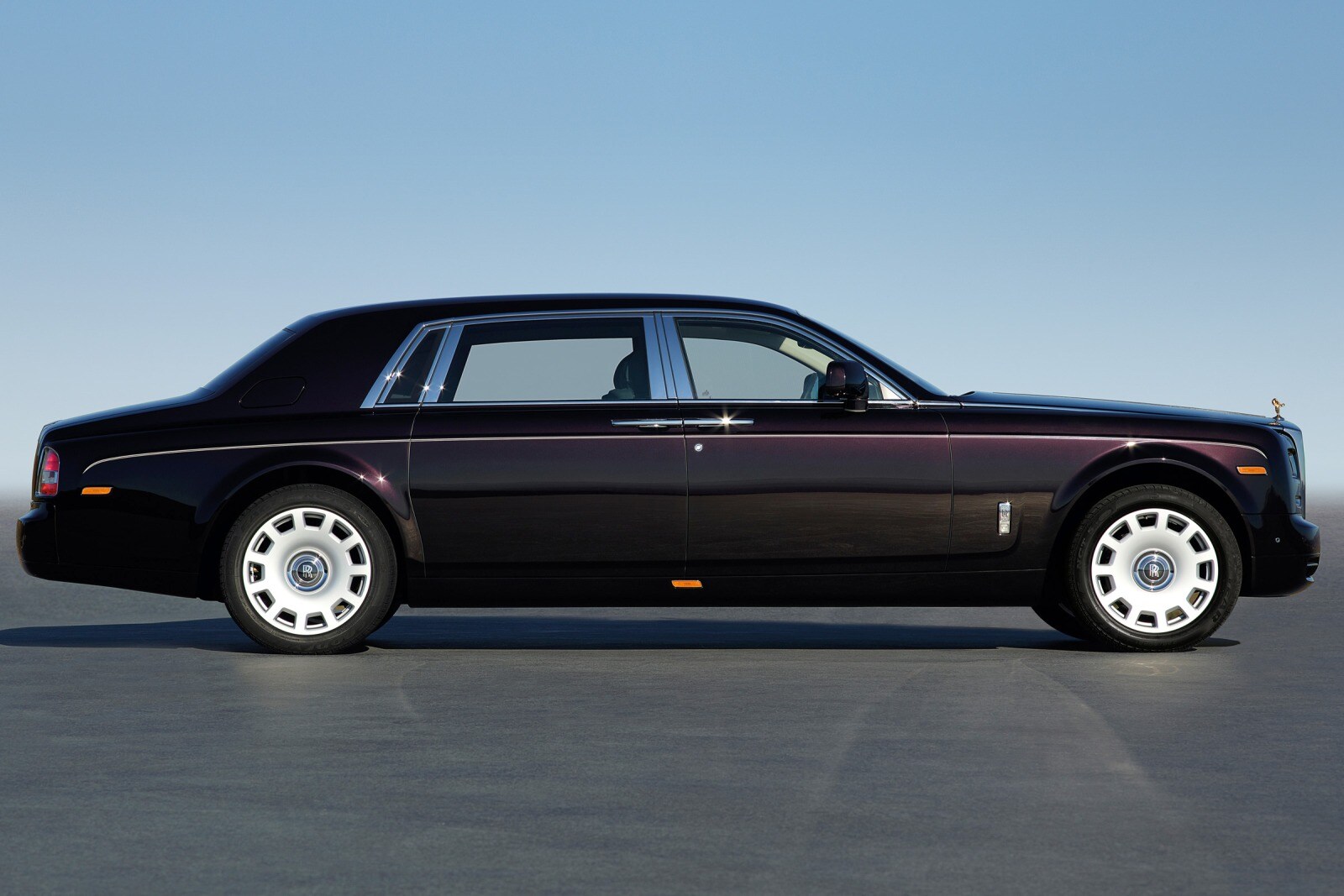 2013 Rolls-Royce Phantom EWB Sedan Exterior