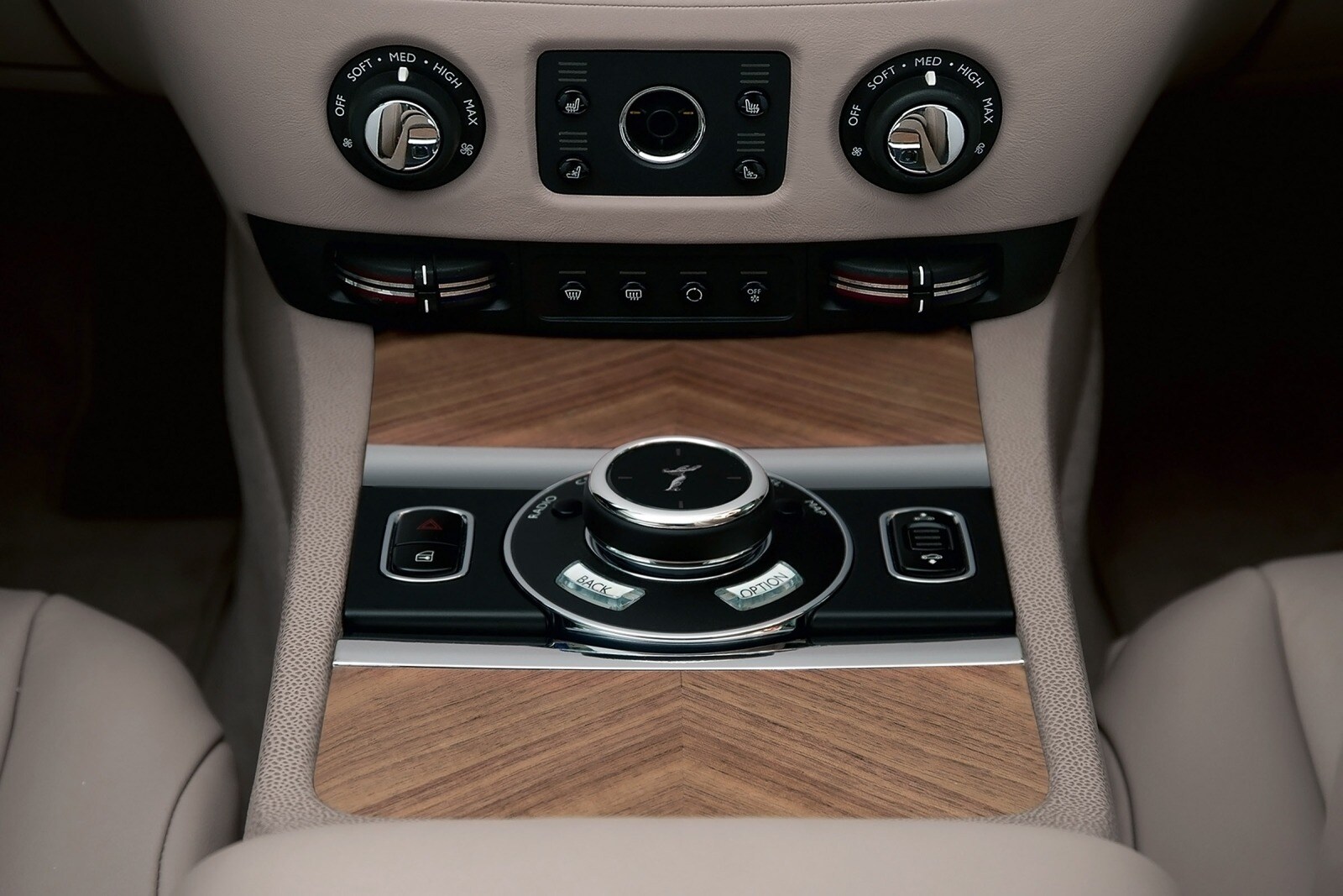 2015 Rolls-Royce Wraith interior CC