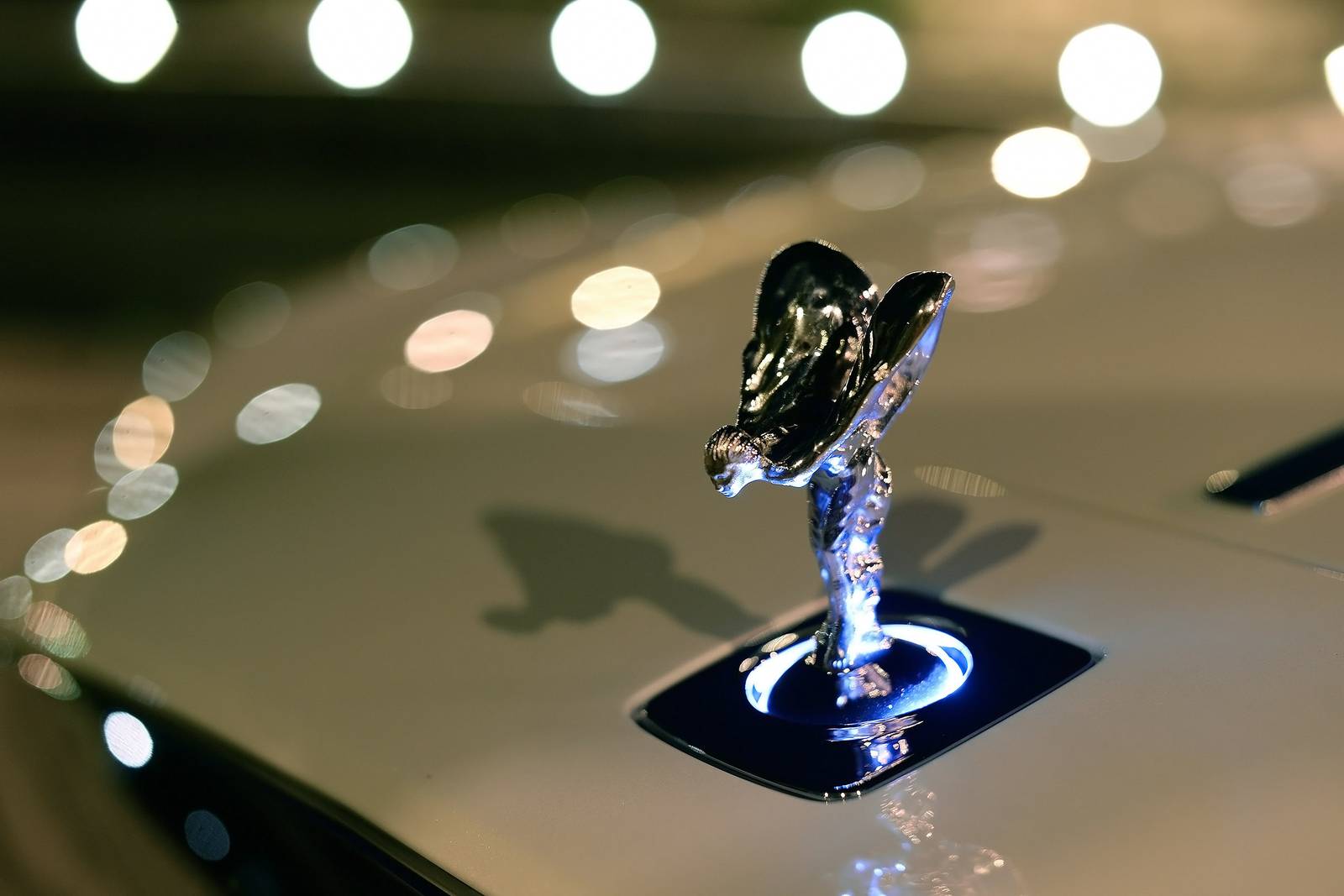 2018 Rolls-Royce Wraith exterior FBDG