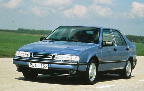 1994 Saab 9000 exterior FQ