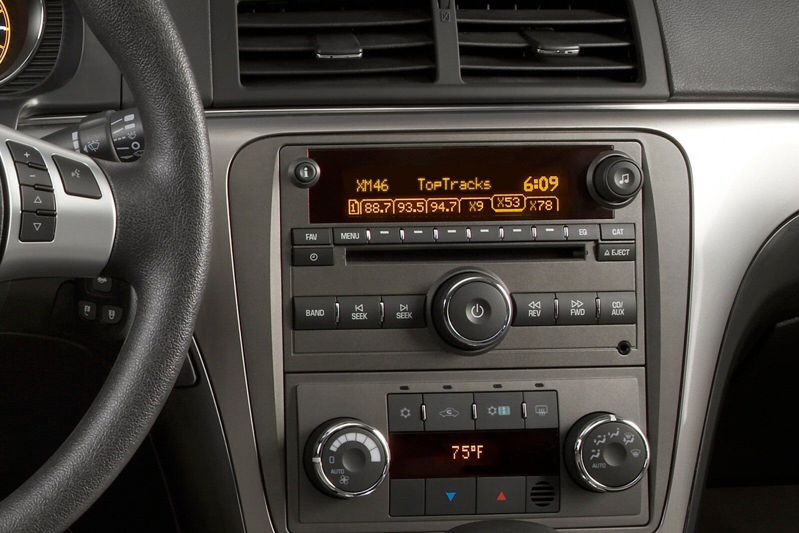 2007 Saturn Aura interior CC