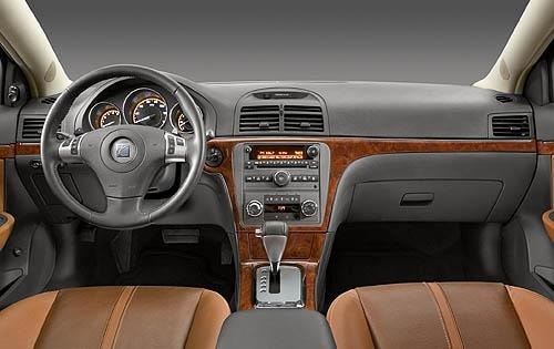 2010 Saturn Aura interior D