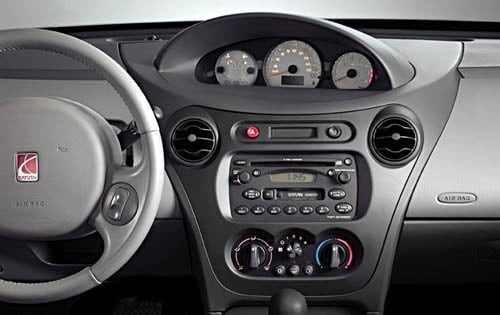 2003 Saturn ION interior CC