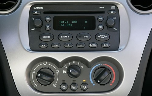 2006 Saturn ION interior CC