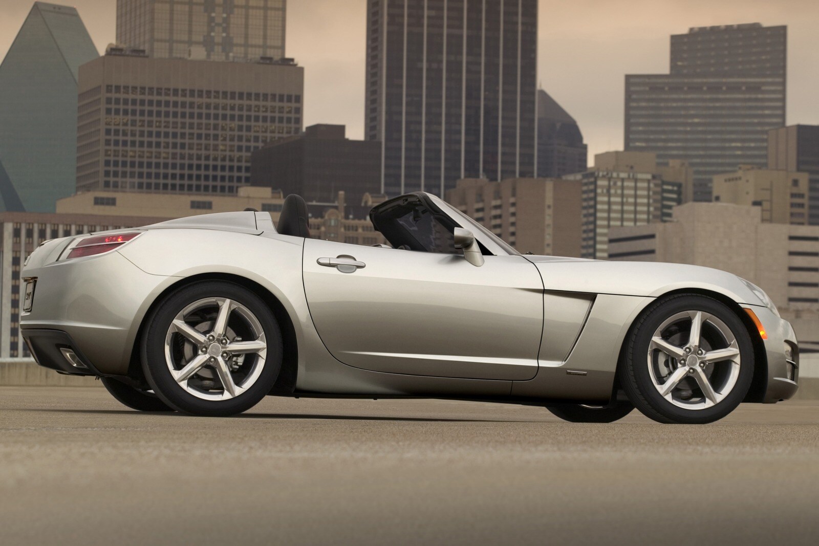 2007 Saturn Sky exterior FQ