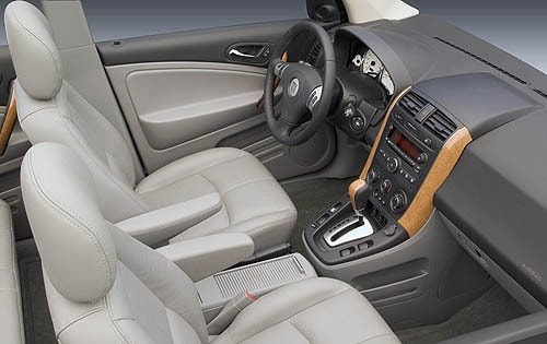 2006 Saturn VUE interior I