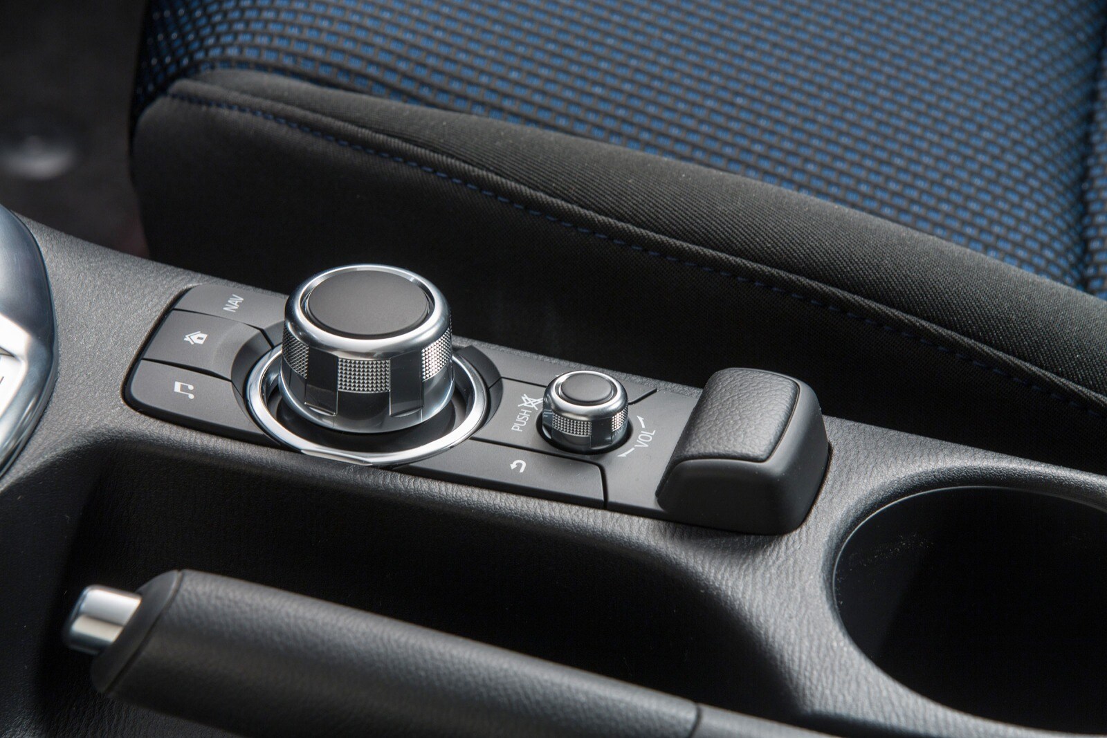 2016 Scion iA interior AUXCTRL