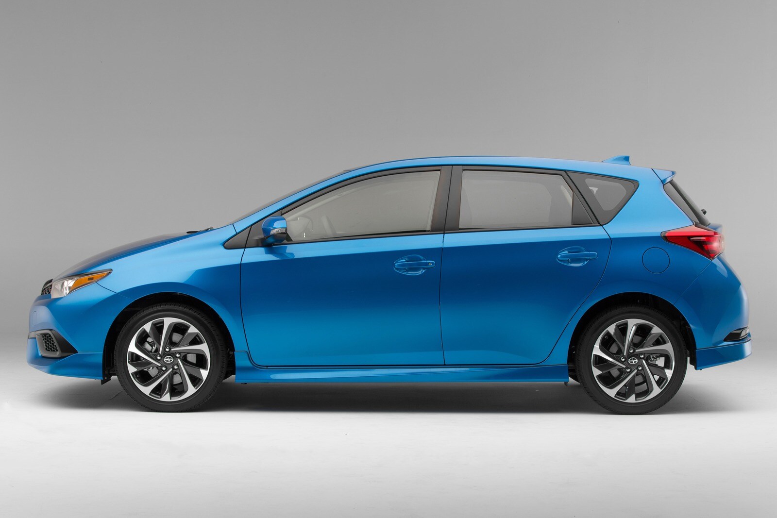 2016 Scion iM