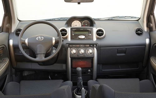 2004 Scion xA interior D