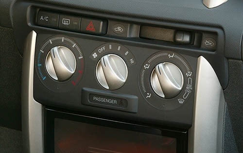 2005 Scion xA interior CC