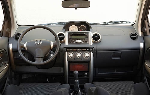 2005 Scion xA interior I