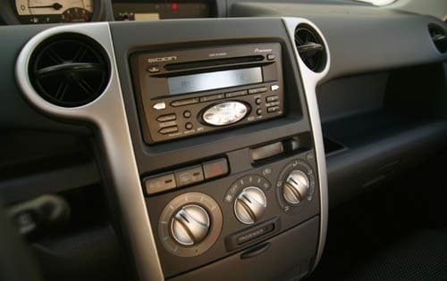 2004 Scion xB interior CC