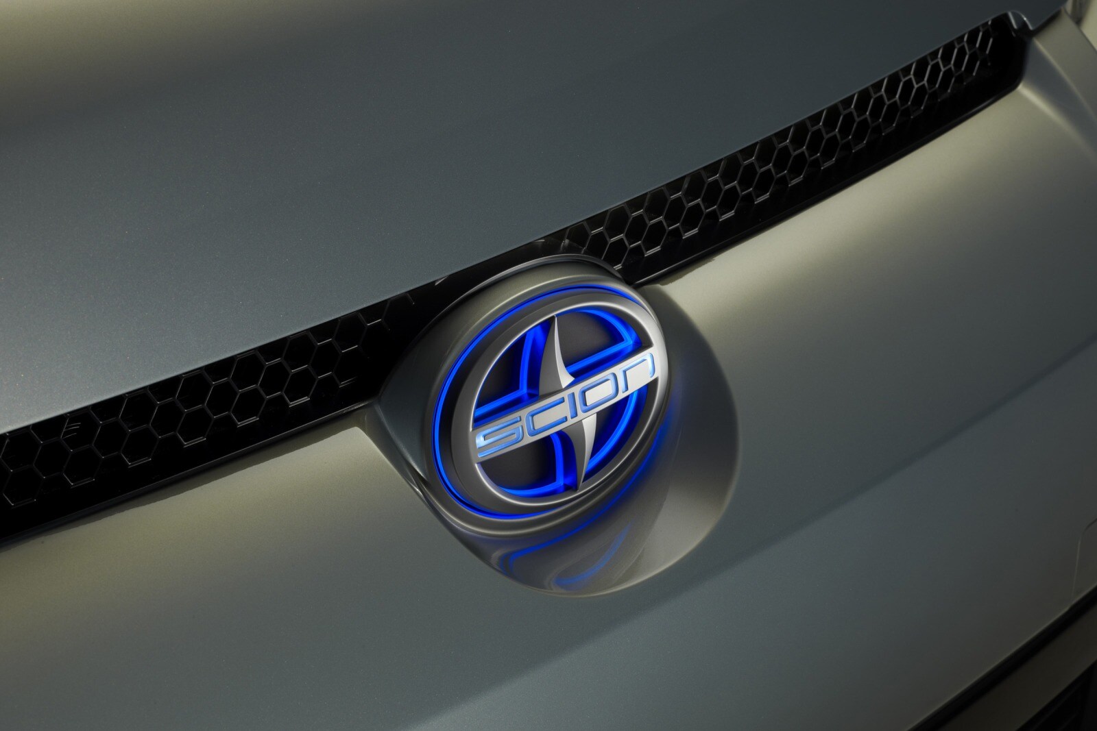 2013 Scion xB exterior FBDG