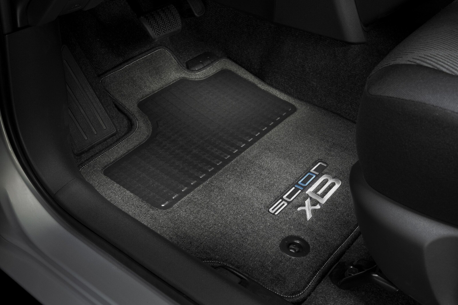 2013 Scion xB interior DETAIL