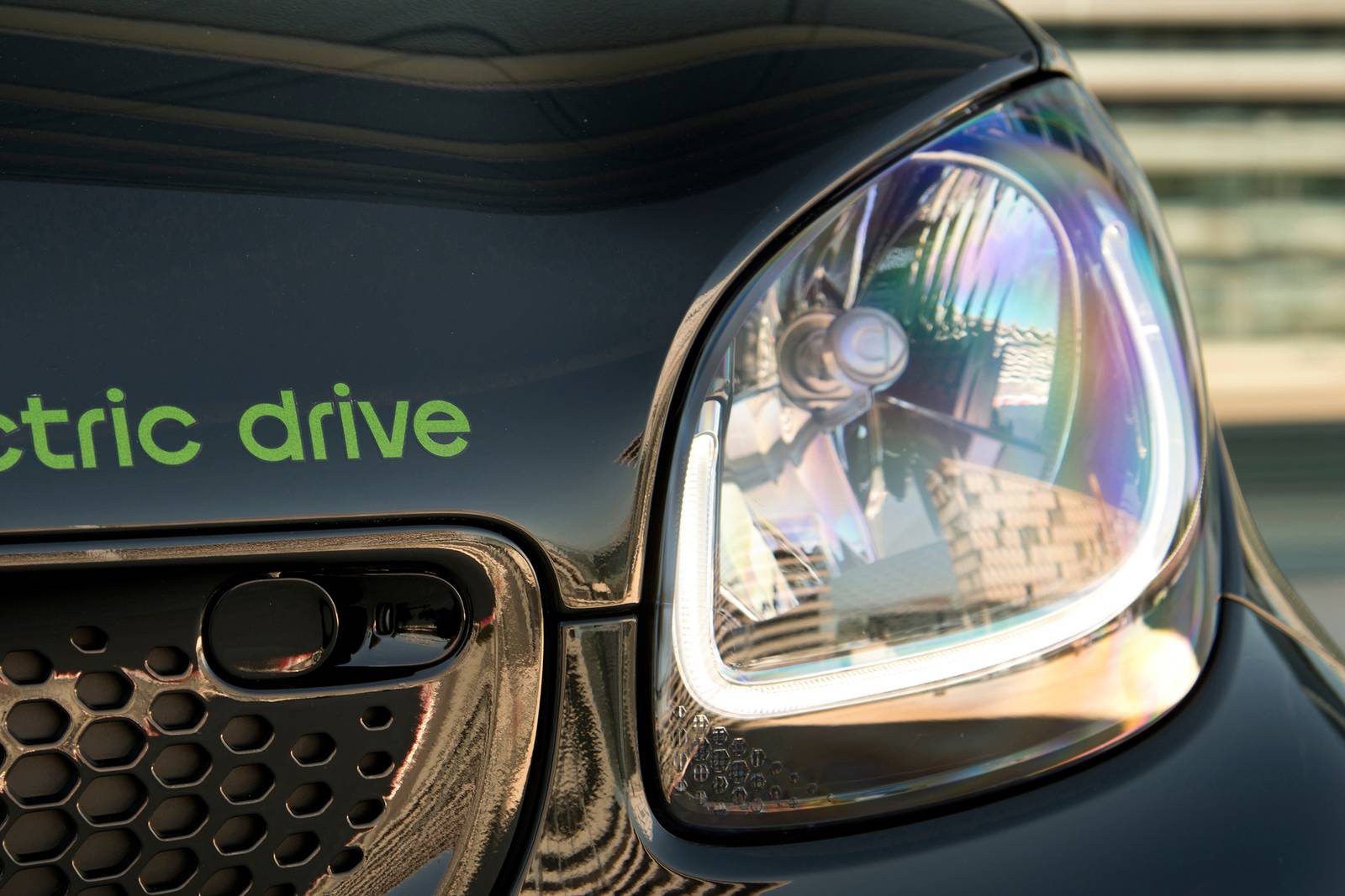 2019 smart EQ Fortwo — OEM photo 5