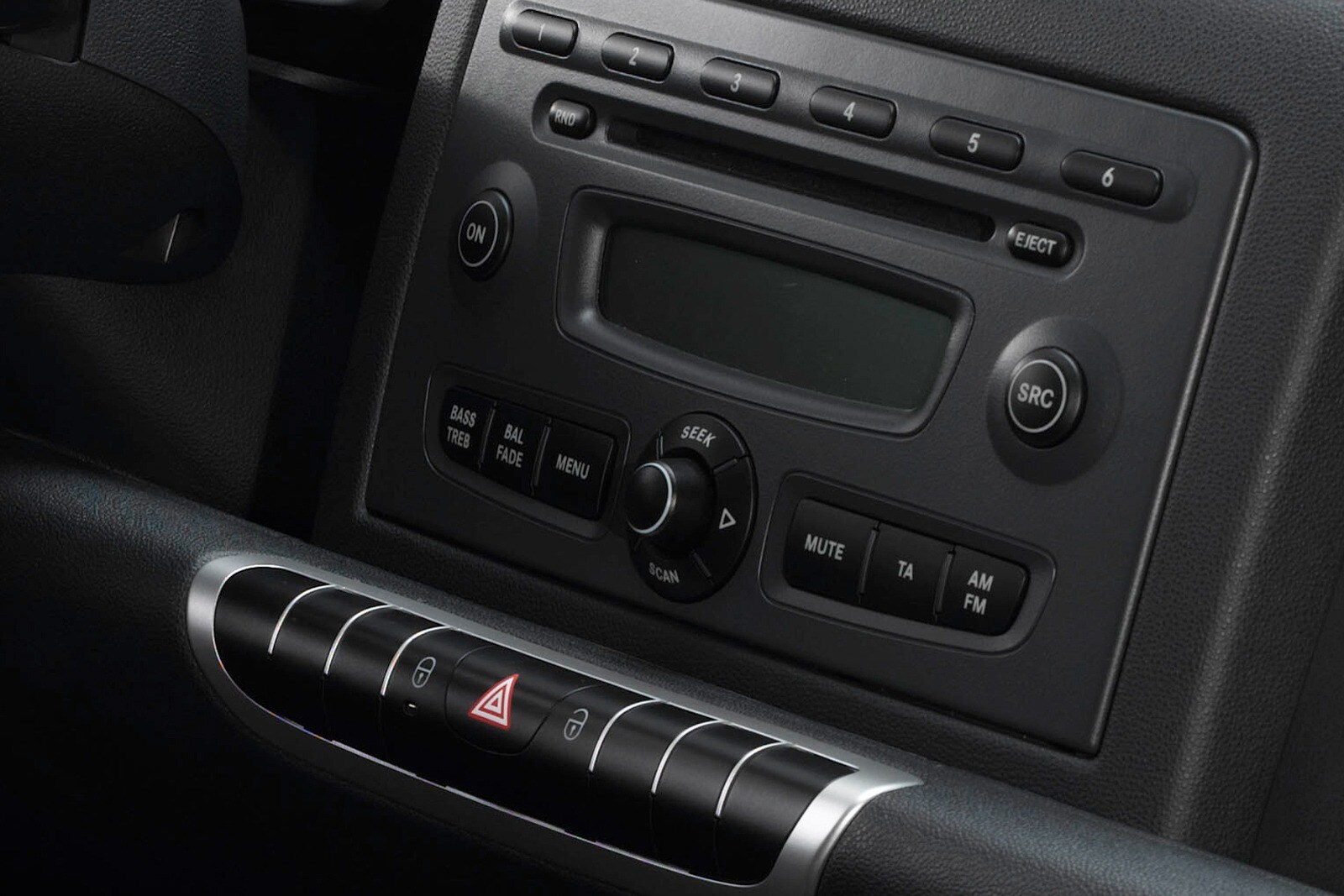 2010 smart fortwo interior CC