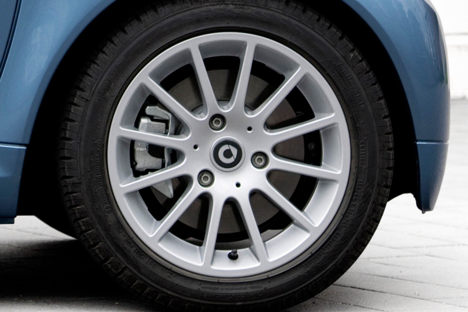 2012 smart Fortwo — OEM photo 4