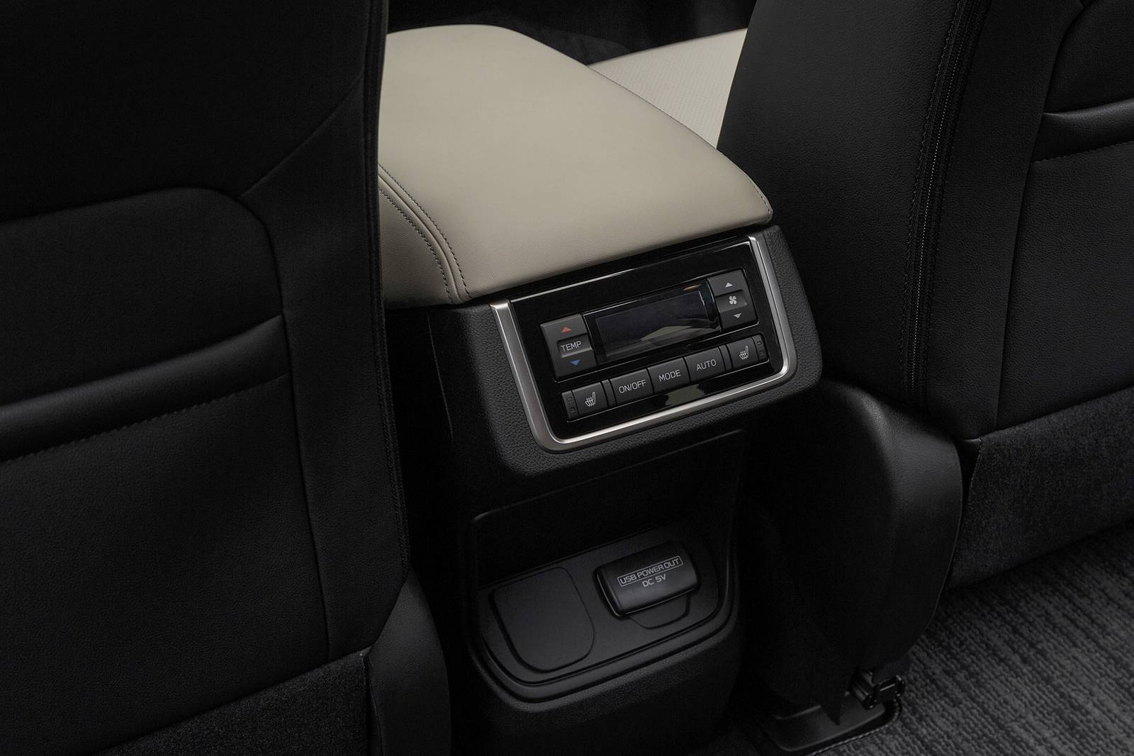 2020 Subaru Ascent interior DETAIL