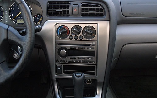 2004 Subaru Baja interior CC