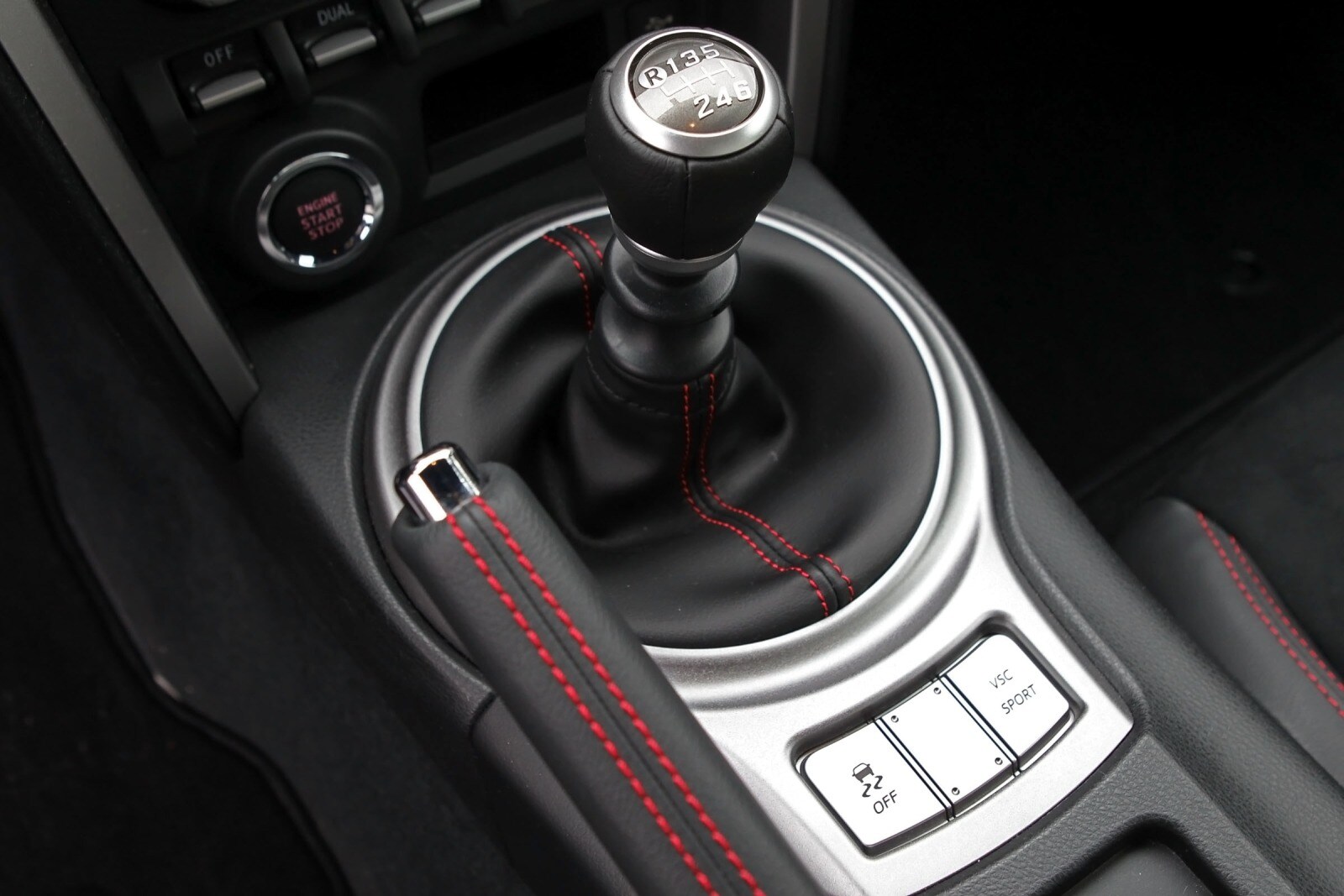 2013 Subaru Brz interior SHF