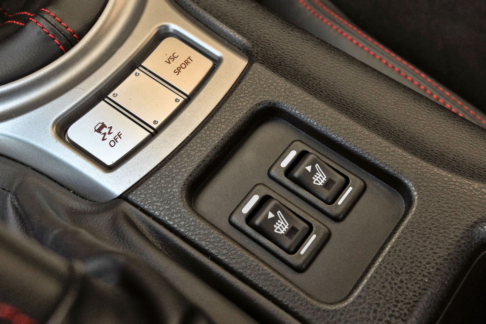 2016 Subaru BRZ front safety DETAIL