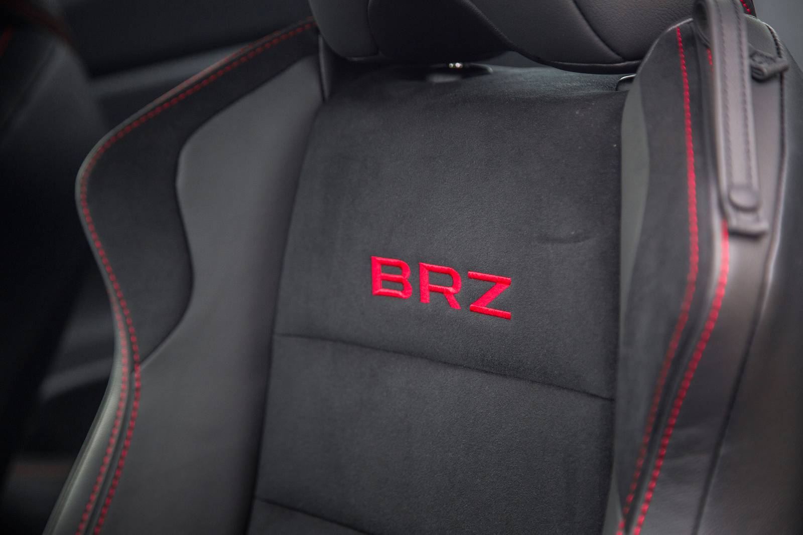 2019 Subaru BRZ interior DETAIL
