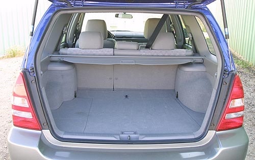 2003 Subaru Forester interior CARGO