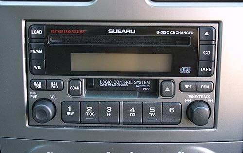 2003 Subaru Forester interior CC