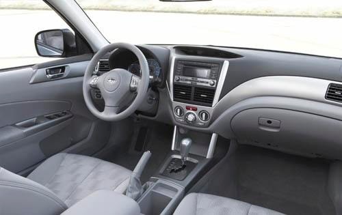 2009 Subaru Forester interior I