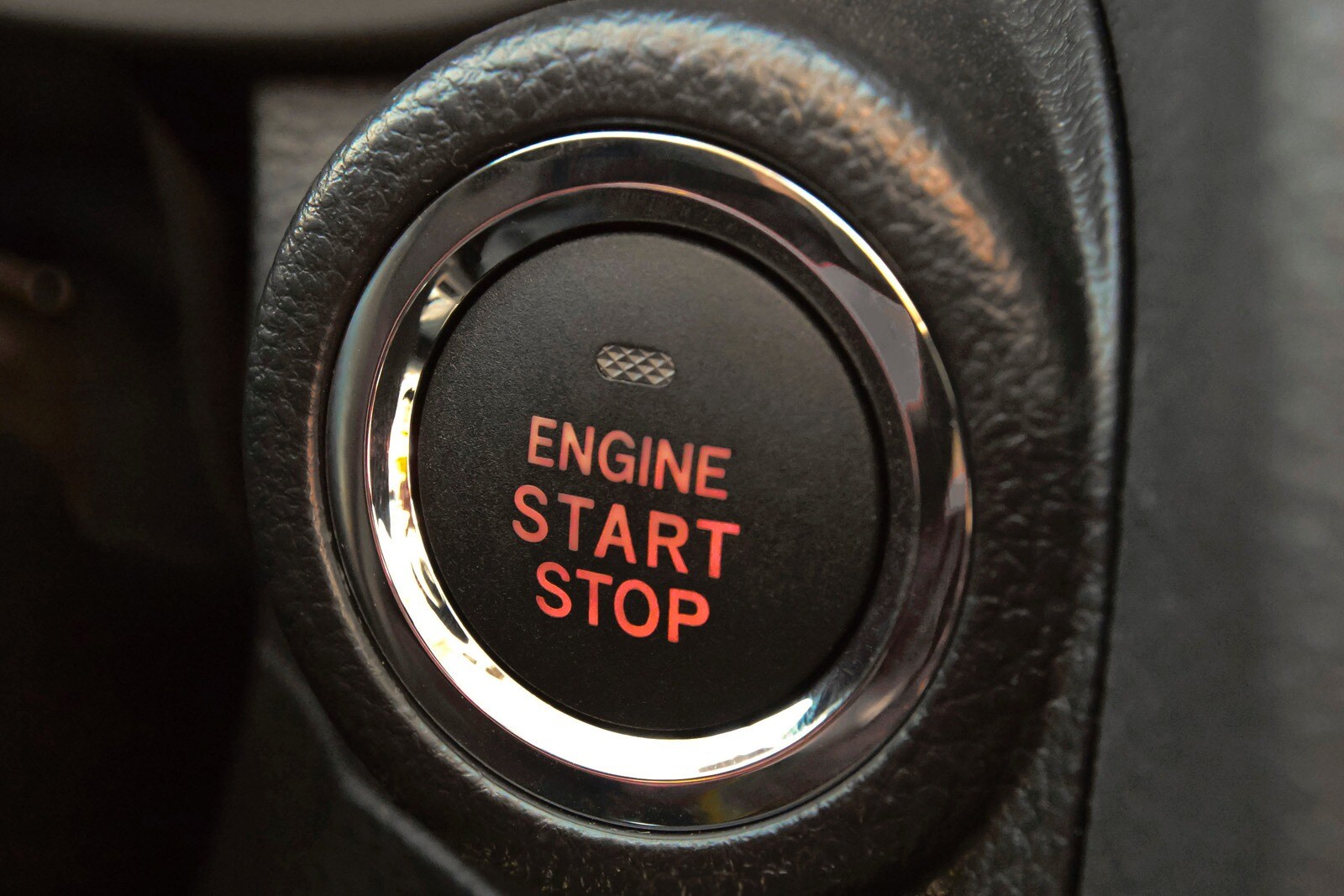 2014 Subaru Forester front safety DETAIL