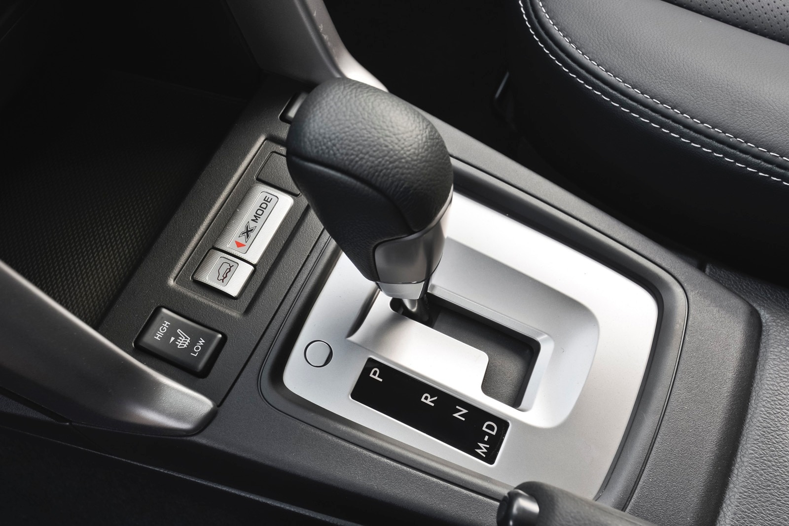 2015 Subaru Forester interior SHF