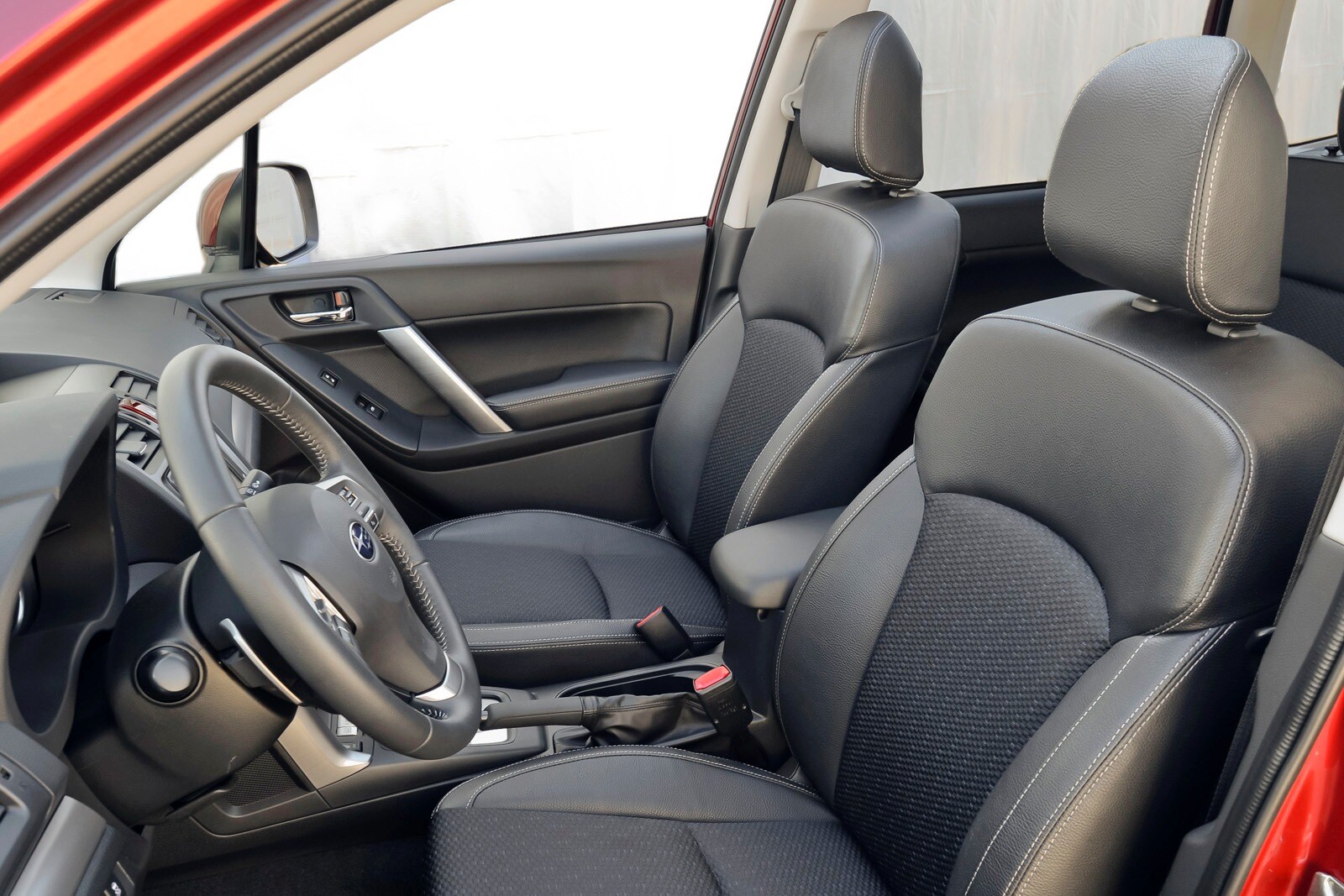 2015 Subaru Forester interior I